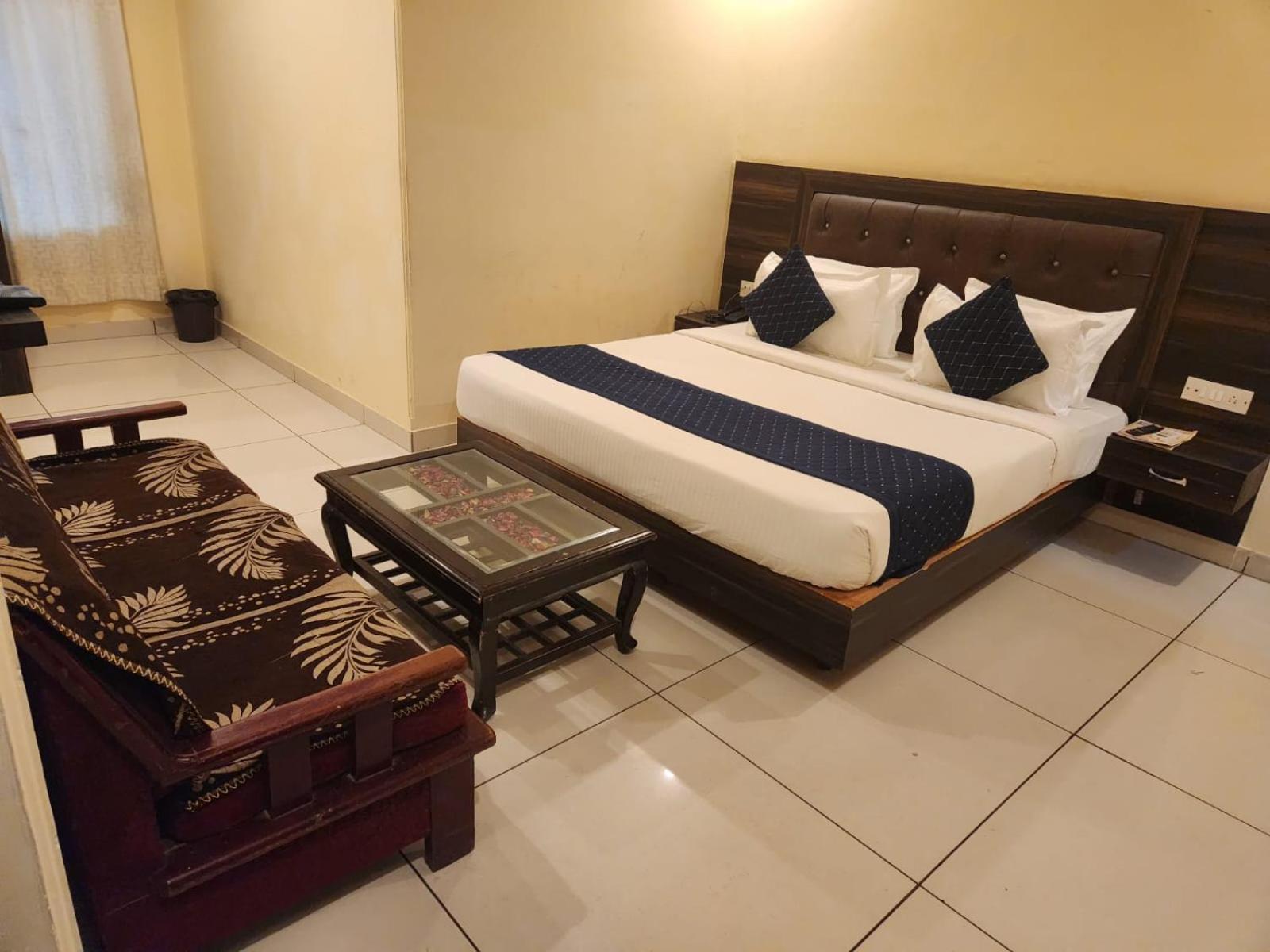ניו דלהי Hotel Aerotech מראה חיצוני תמונה